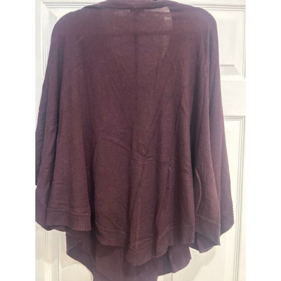Splendid Cashmere Poncho Sweater with Pockets XS/S - Picture 2 of 4